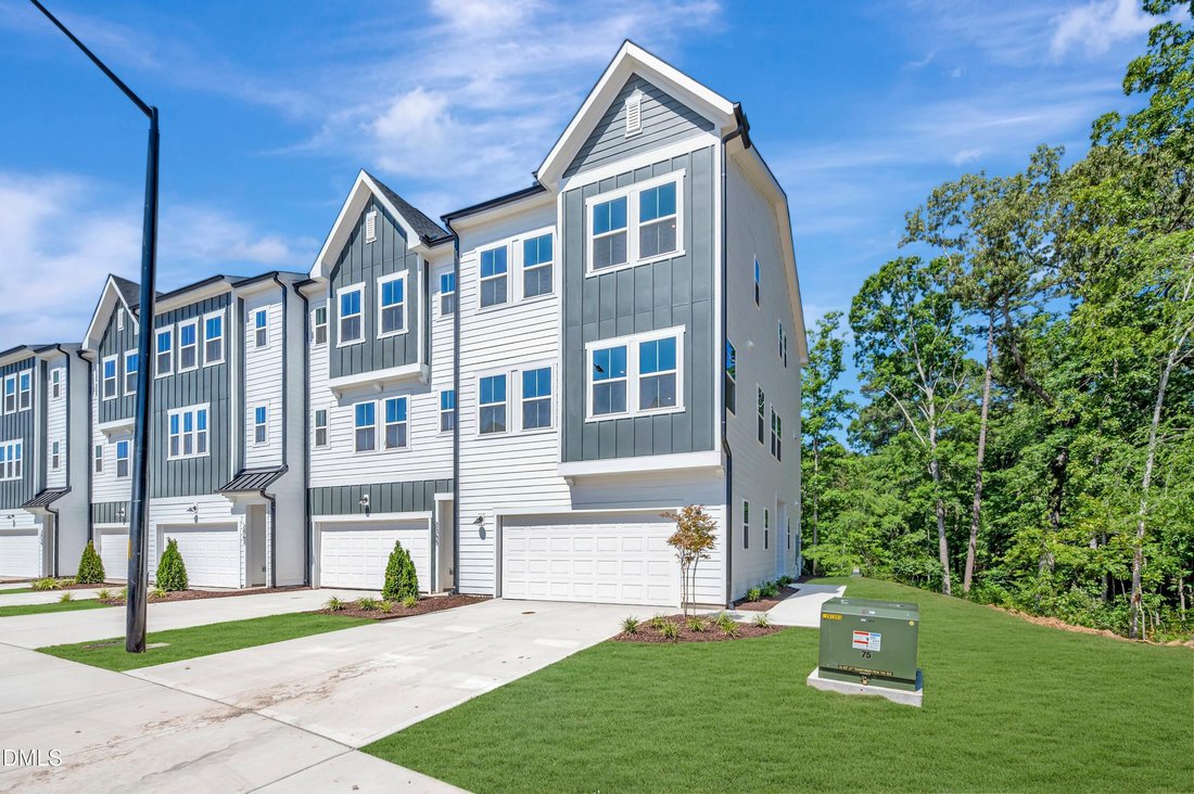 Townhouse in Chapel Hill, North Carolina, United States 3 - 17771172