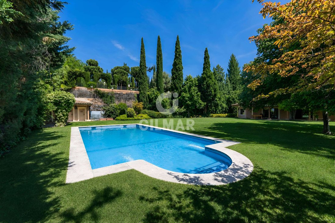 Villa in Moncloa-Aravaca, Madrid, Spain 2 - 18131358
