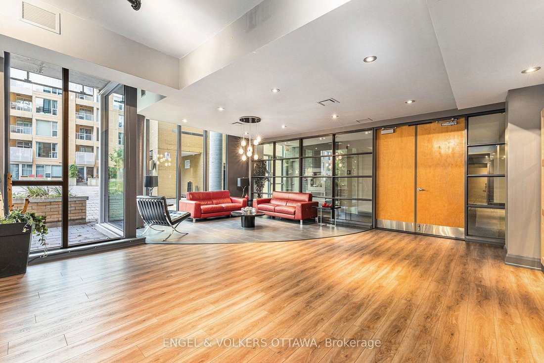 Condo in Ottawa, Ontario, Canada 5 - 18133246
