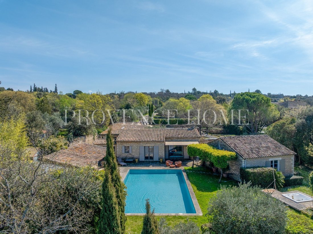 Estate in Gordes, Provence-Alpes-Côte d'Azur, France 1 - 18130825