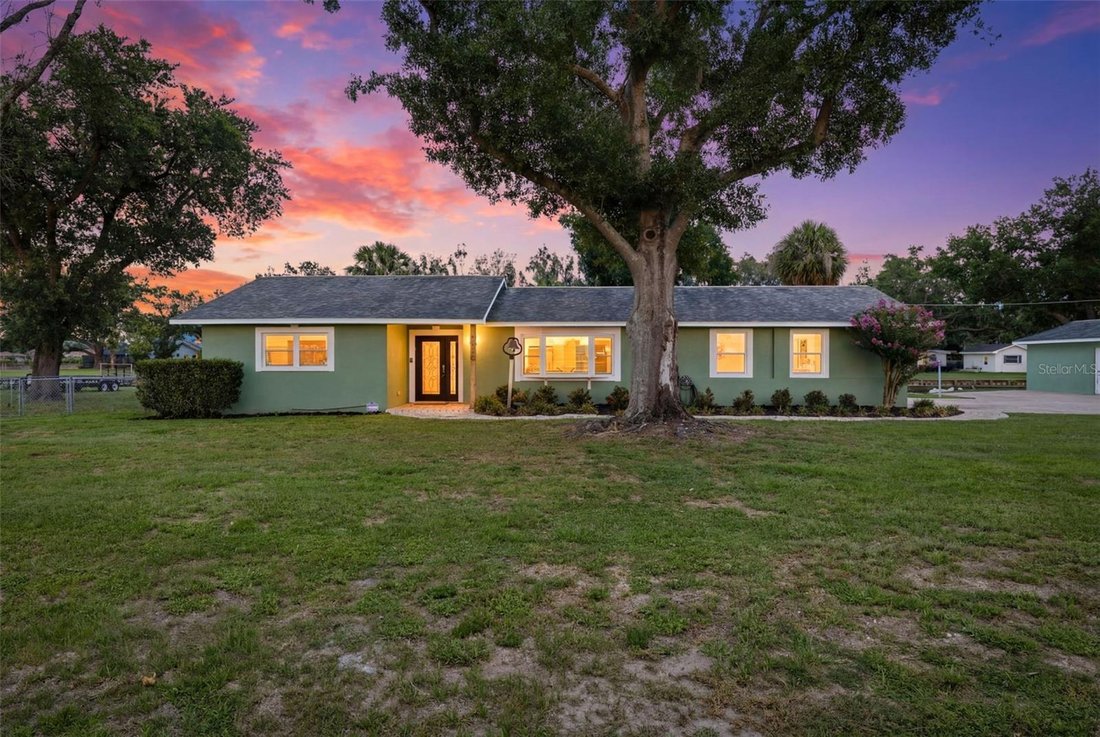 House in Gibsonton, Florida, United States 1 - 18133156