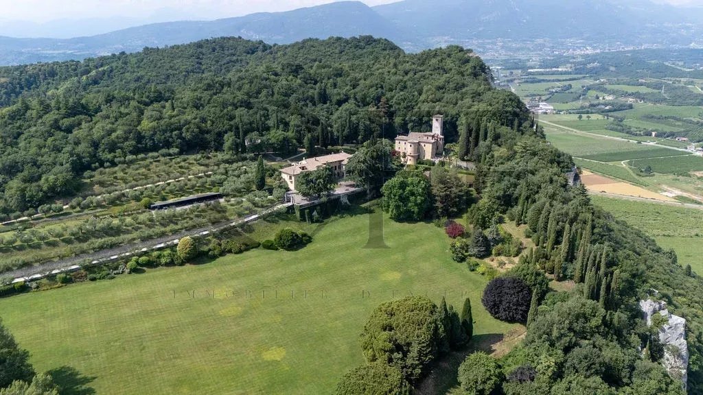 Estate in Affi, Veneto, Italy 4 - 18127971