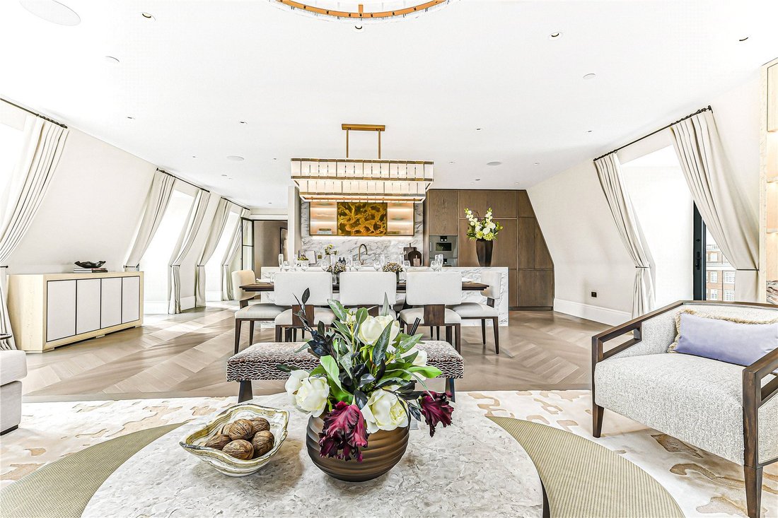 Apartment in Campden Hill, Kensington And Chelsea, England 1 - 16080114