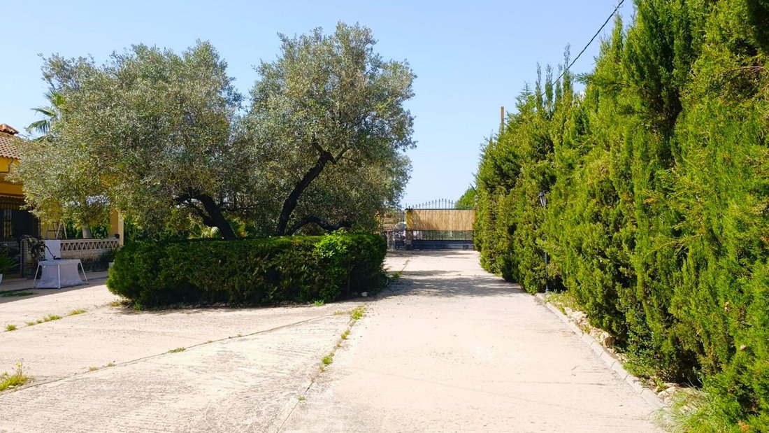 Finca in Aljaraque, Andalusia, Spain 4 - 18131789