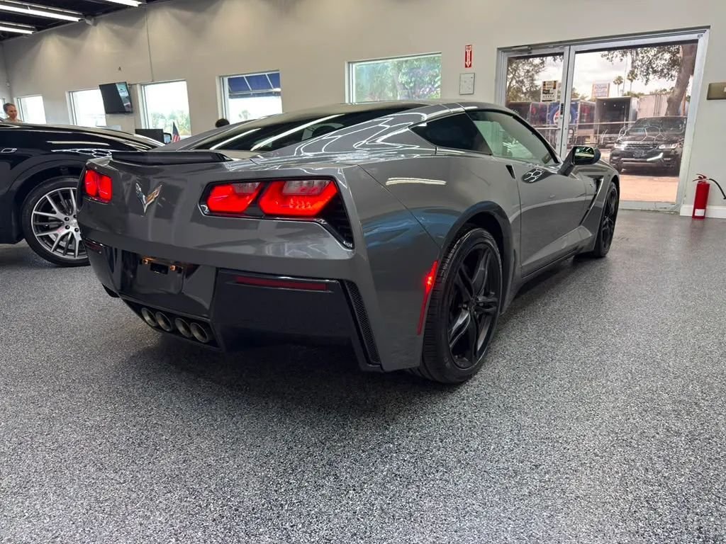 Coupe in Orlando, FL, United States 5 - 18133818