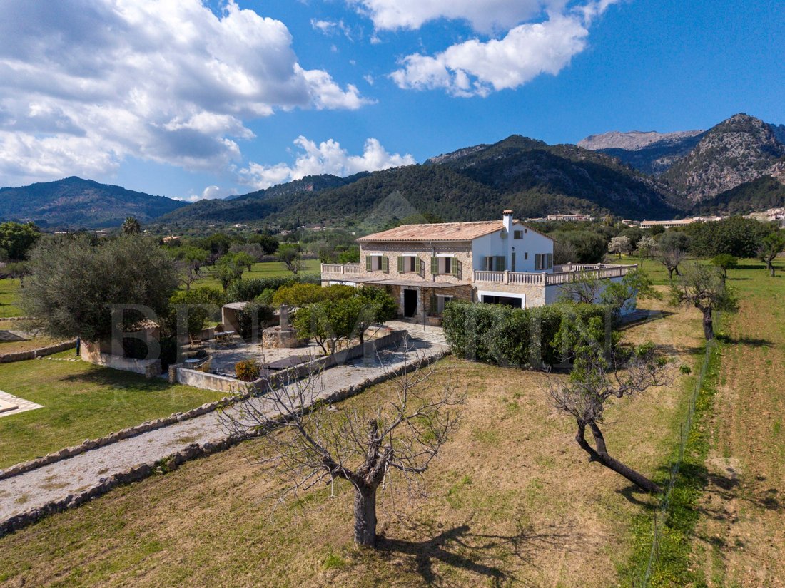 Finca in Selva, Balearic Islands, Spain 3 - 18133586