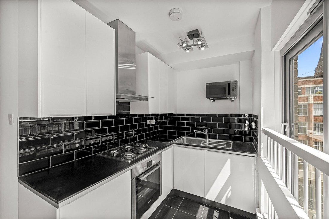Apartment in Fitzrovia, Camden, England 4 - 17247933