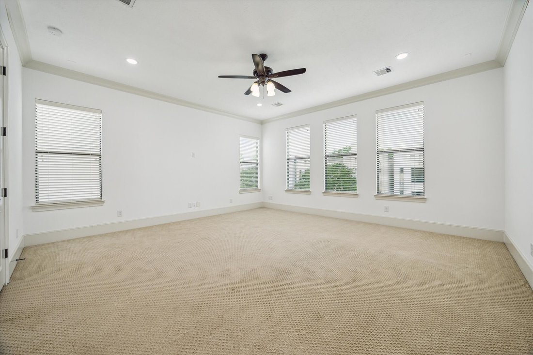 House in Houston, Texas, United States 5 - 15782255