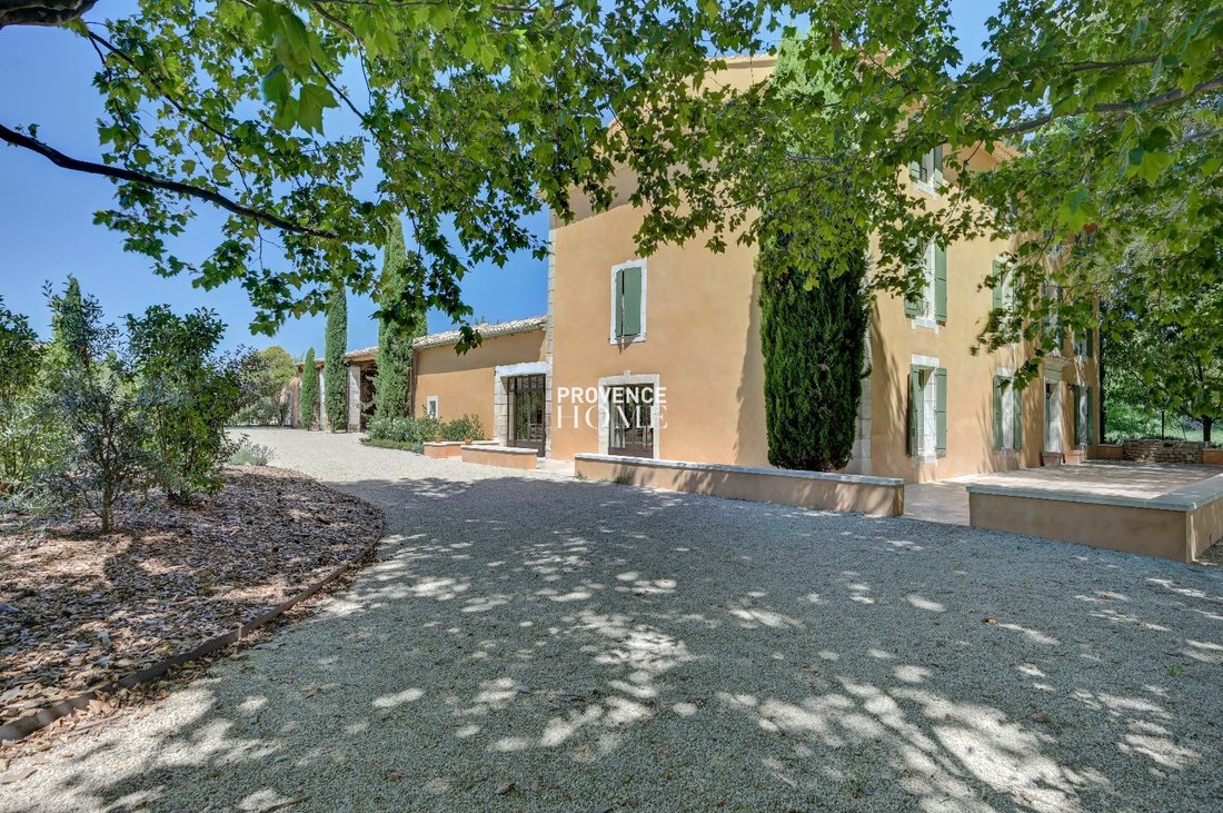 Estate in Roussillon, Provence-Alpes-Côte d'Azur, France 4 - 18130813