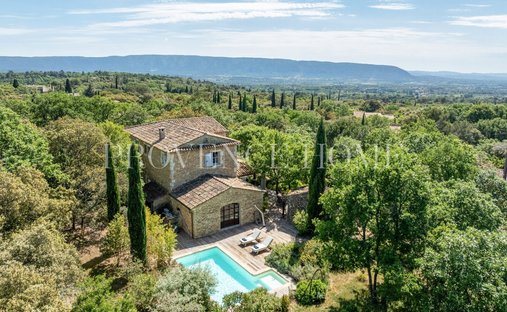Estate in Gordes, Provence-Alpes-Côte d'Azur, France 1