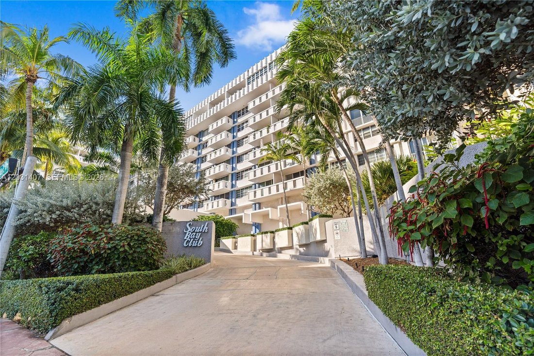 Condo in Miami Beach, Florida, United States 1 - 18129695