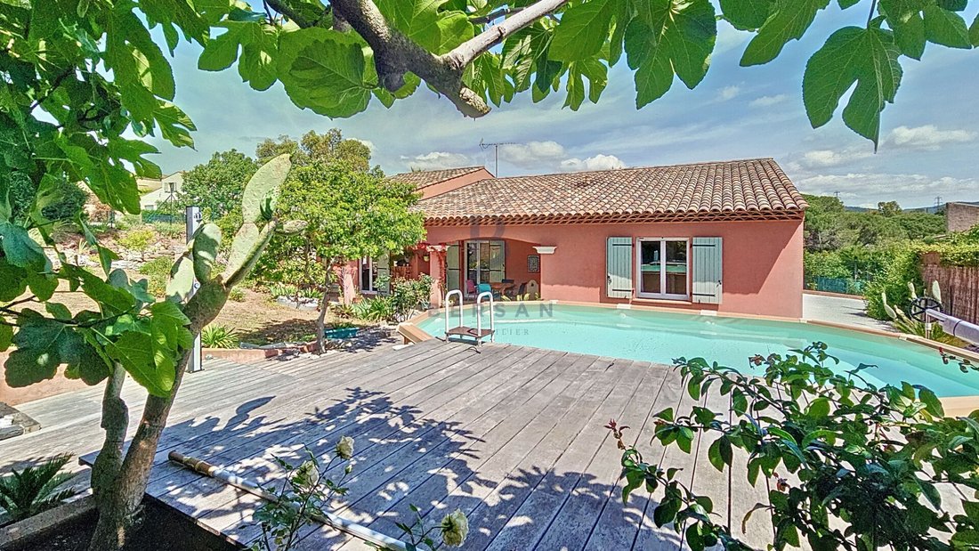 Villa in Exterieurs, Frejus, France 2 - 18128211