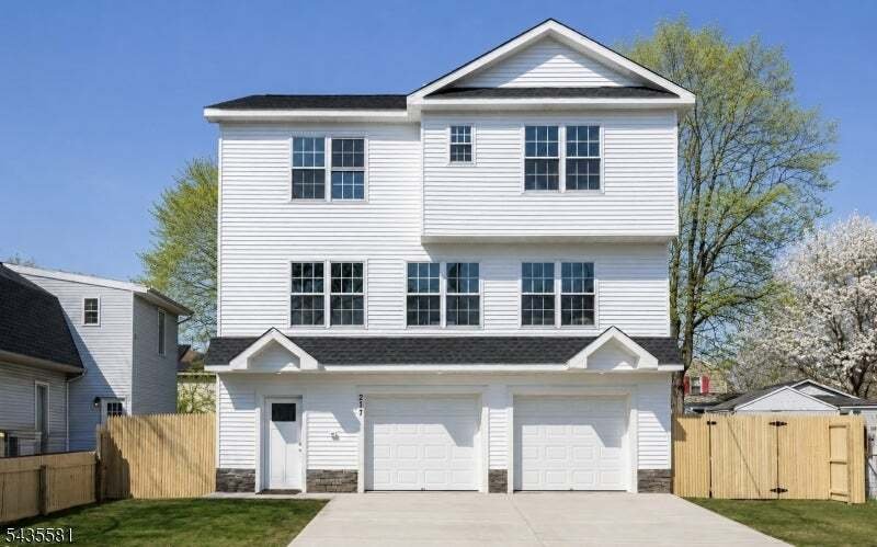 House in Hazlet, New Jersey, United States 1 - 18134105