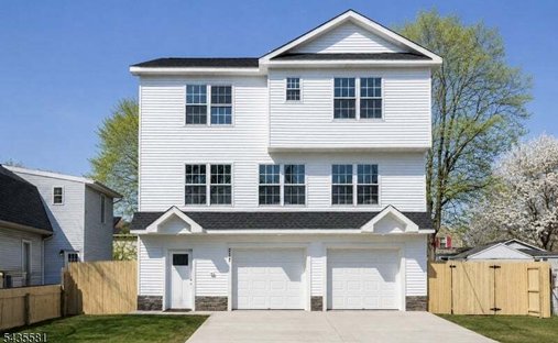 House in Hazlet, New Jersey, United States 1