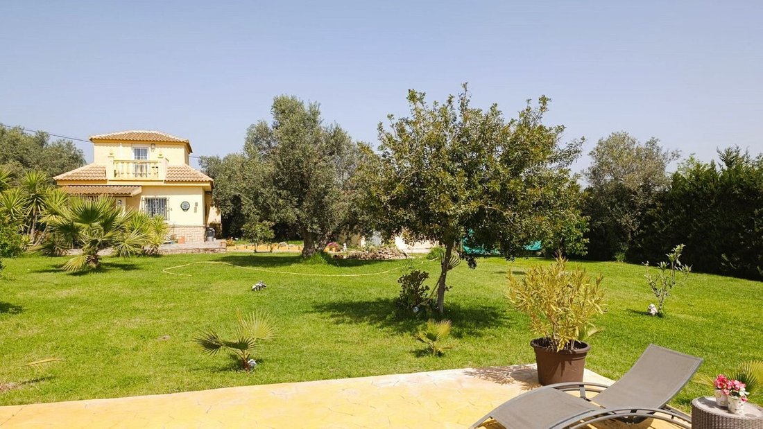 Finca in Aljaraque, Andalusia, Spain 3 - 18131789