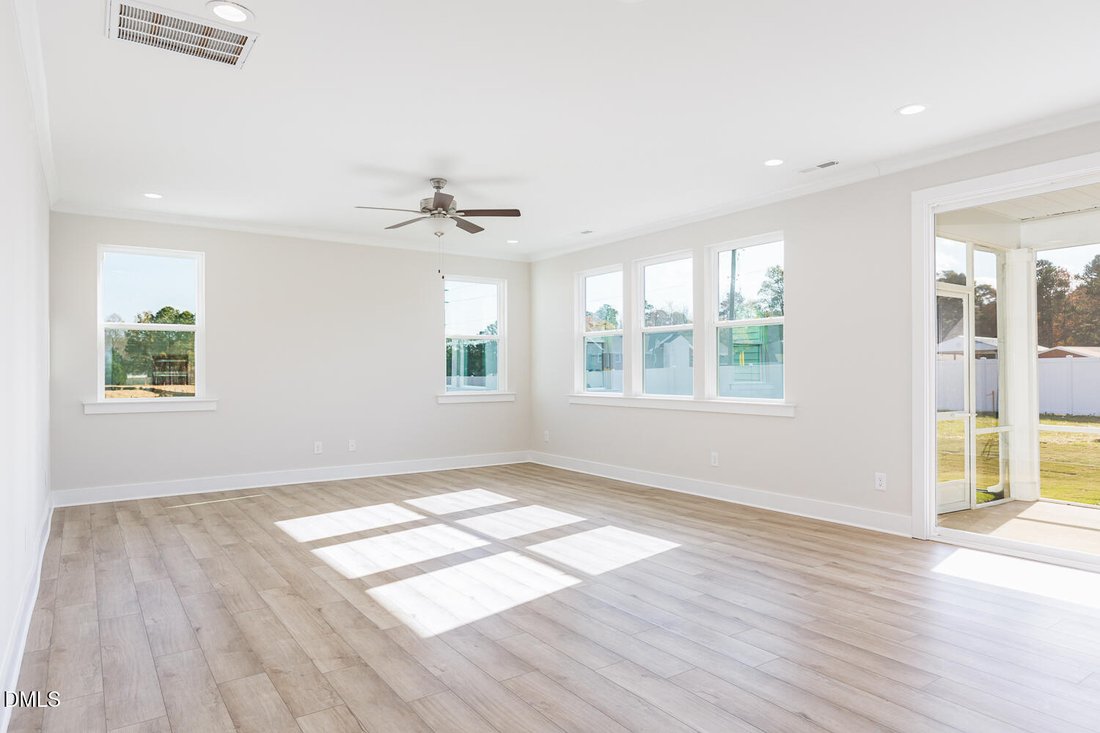 House in Wendell, North Carolina, United States 3 - 18128005