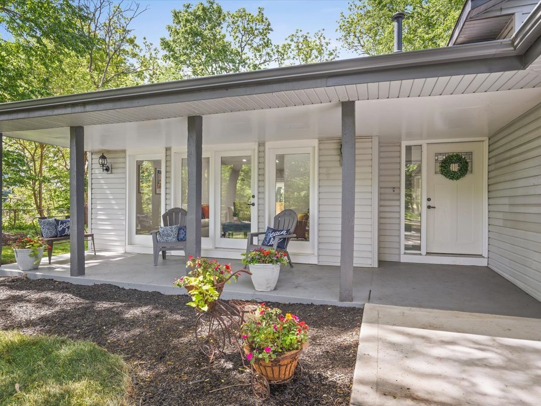 House in Roscoe, Illinois, United States 3 - 18132795