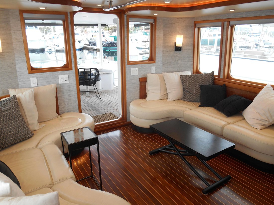 Yacht in United States 5 - 17885394