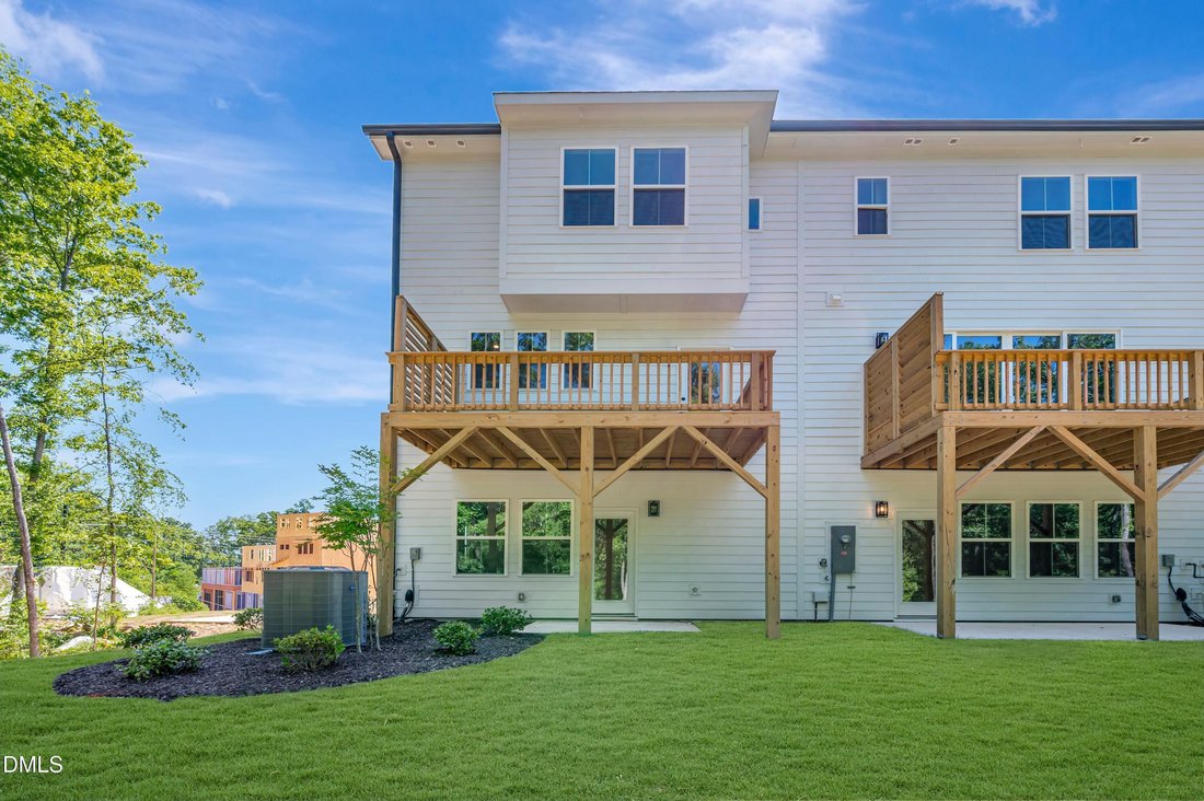 Townhouse in Chapel Hill, North Carolina, United States 2 - 17771172
