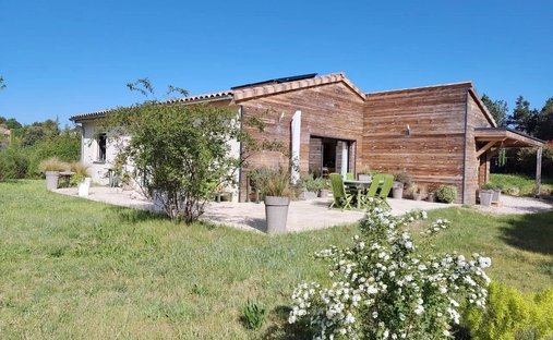 Villa in Est Nord, Vaison-la-Romaine, France 1