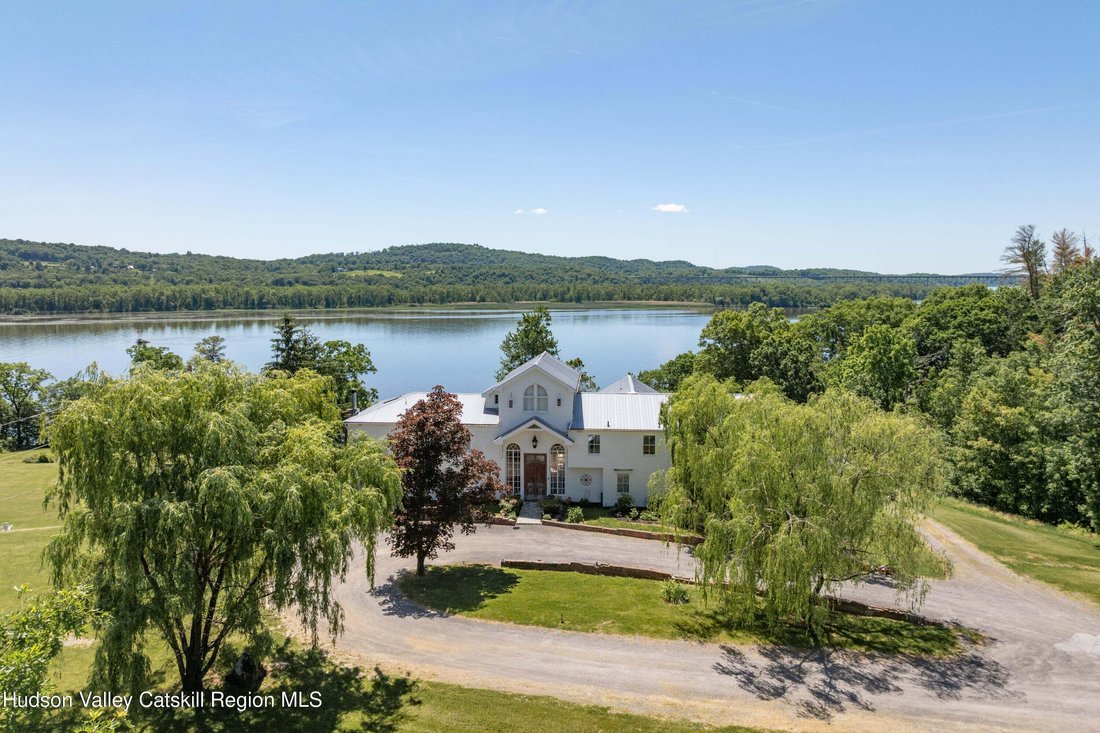House in Catskill, New York, United States 1 - 18131085