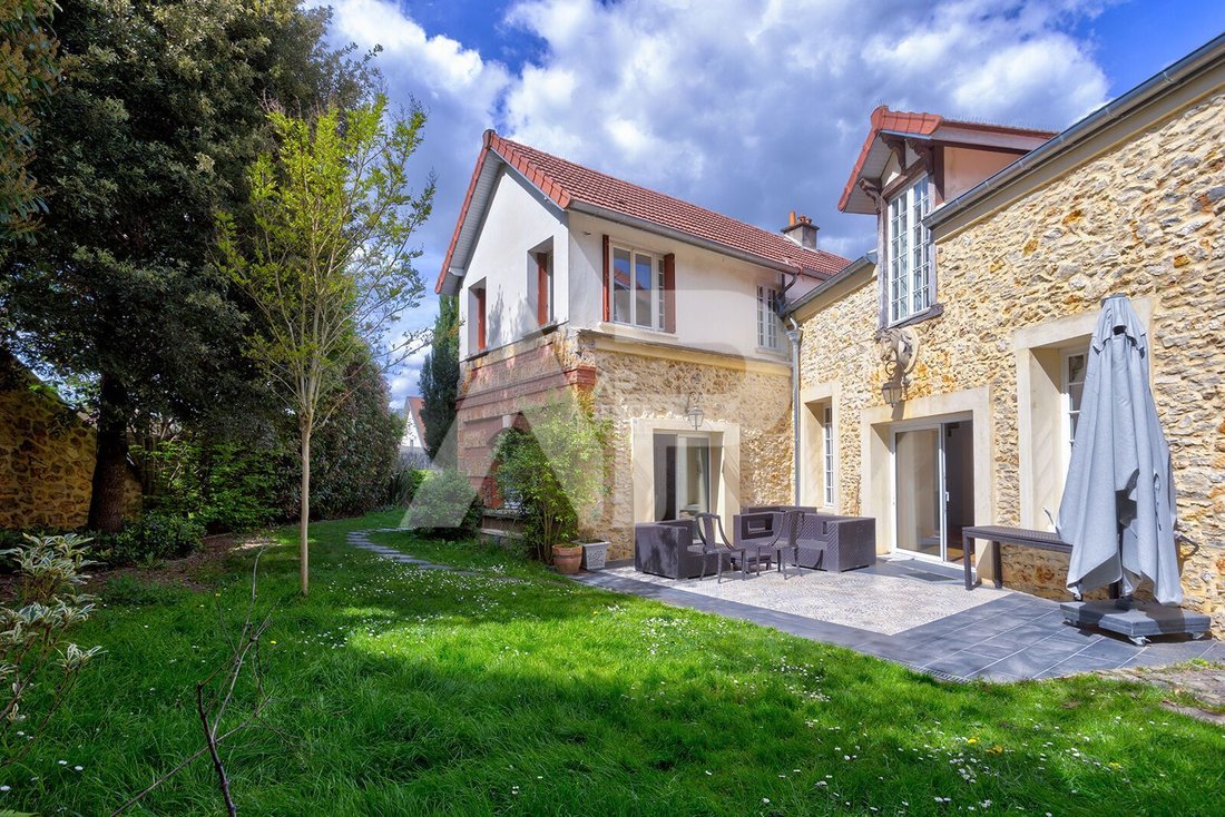 Maison à Beau Site-Pommerets-Binelles, Sèvres, France 1 - 18132537