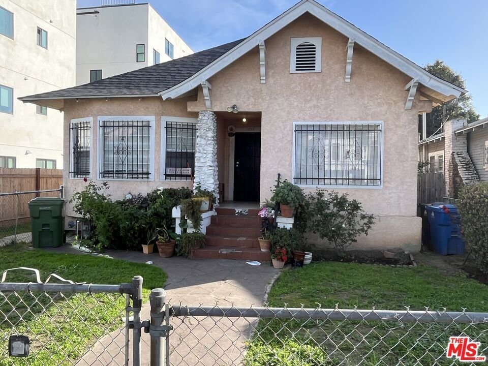 House in Los Angeles, California, United States 1 - 18132552