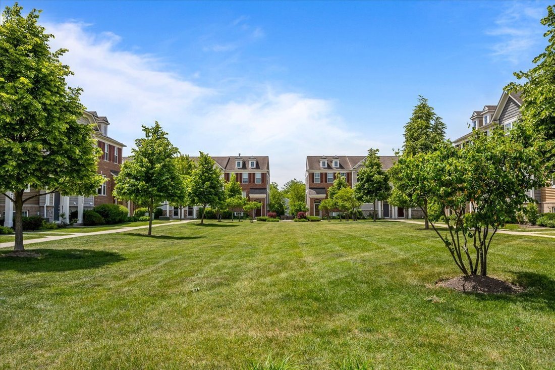 Townhouse in Glenview, Illinois, United States 2 - 18128345