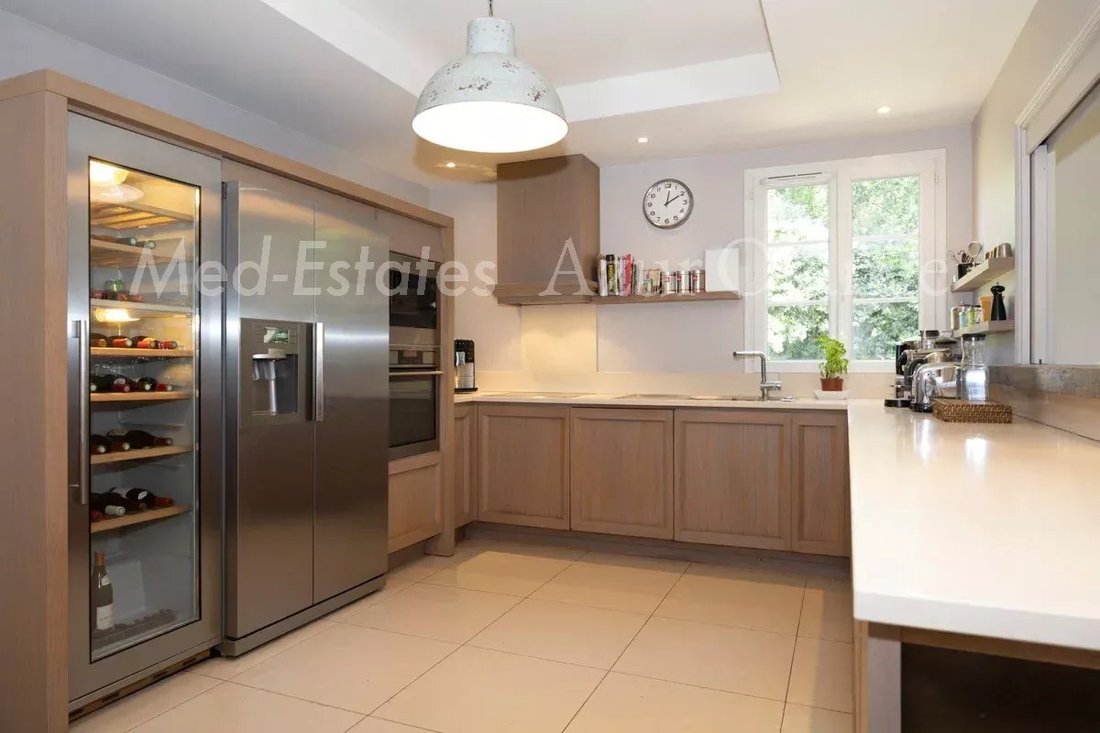 Villa in Grimaud, Provence-Alpes-Côte d'Azur, France 5 - 18129604