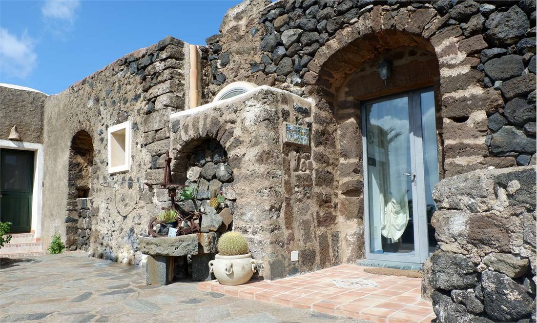 Villa in Siba - Roncone, Sicily, Italy 4 - 18132391