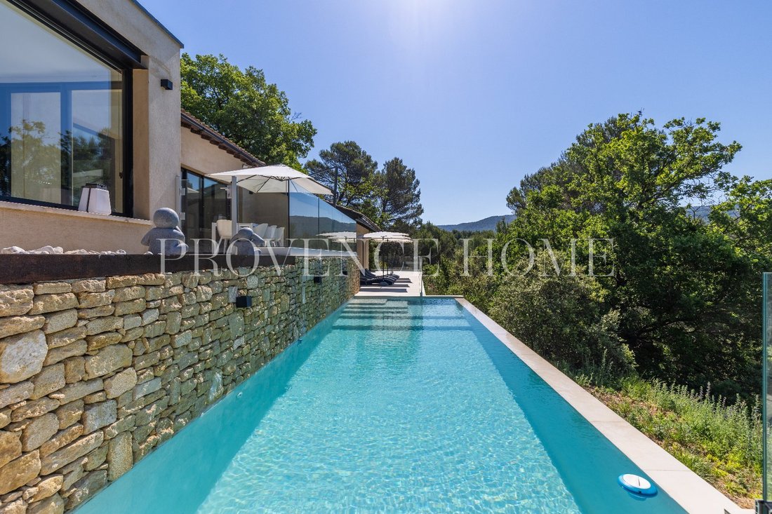 Estate in Malemort-du-Comtat, Provence-Alpes-Côte d'Azur, France 3 - 18130833