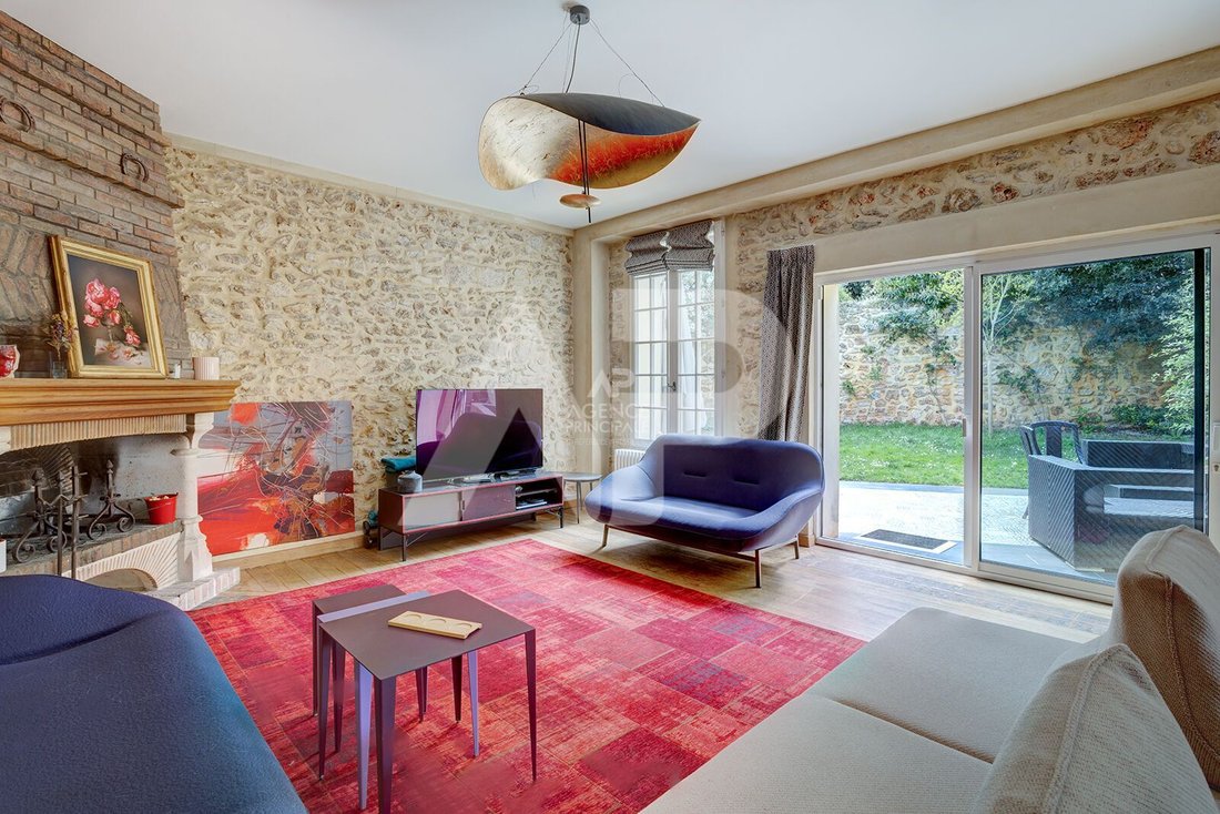 Maison à Beau Site-Pommerets-Binelles, Sèvres, France 3 - 18132537