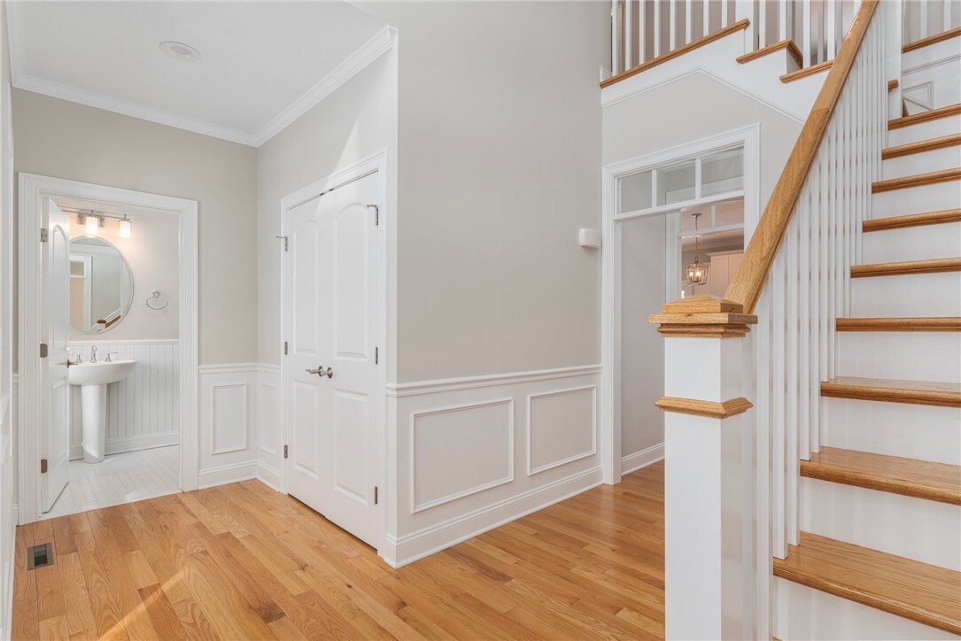 House in Cranston, Rhode Island, United States 5 - 18131395