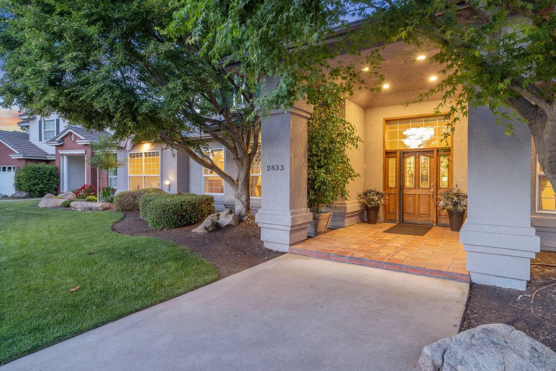 House in Visalia, California, United States 3 - 18134127