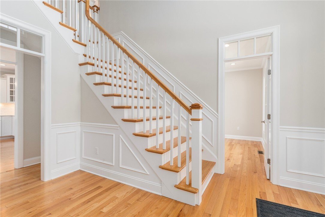 House in Cranston, Rhode Island, United States 4 - 18131395