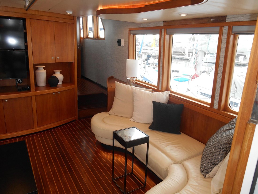 Yacht in United States 3 - 17885394