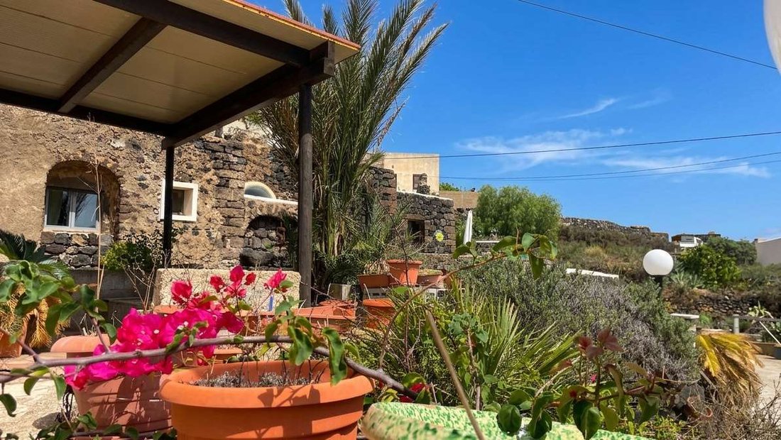 Villa in Siba - Roncone, Sicily, Italy 2 - 18132391