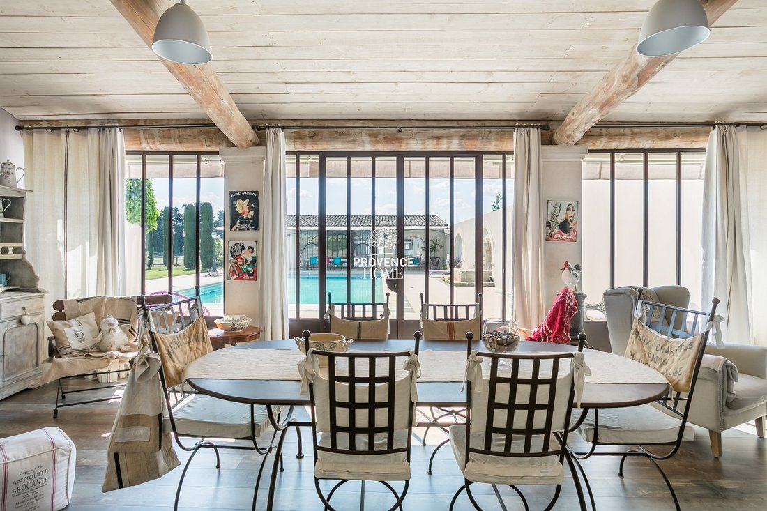 Estate in Cavaillon, Provence-Alpes-Côte d'Azur, France 5 - 18130623