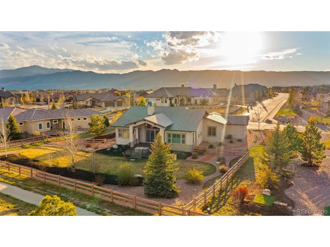 House in Colorado Springs, Colorado, United States 3 - 18131707