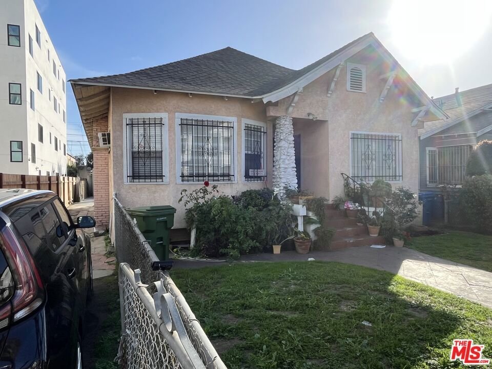 House in Los Angeles, California, United States 4 - 18132552