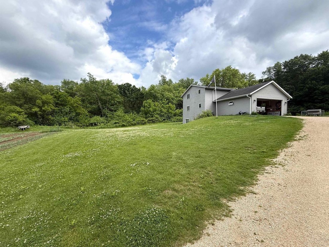 House in Lake Wisconsin, Wisconsin, United States 3 - 18131963