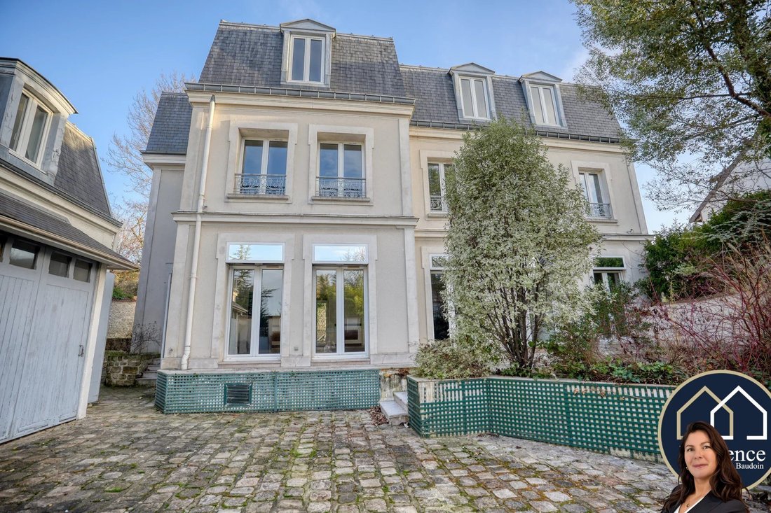 House in Le Centre, Meudon, France 1 - 18139360