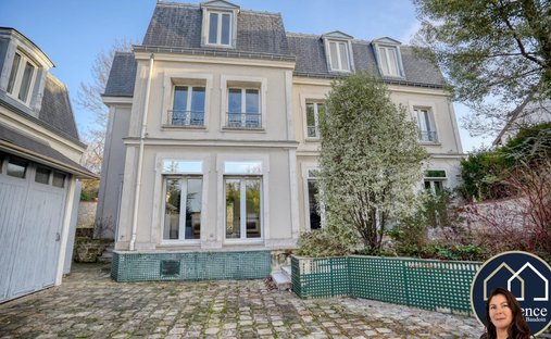 House in Le Centre, Meudon, France 1