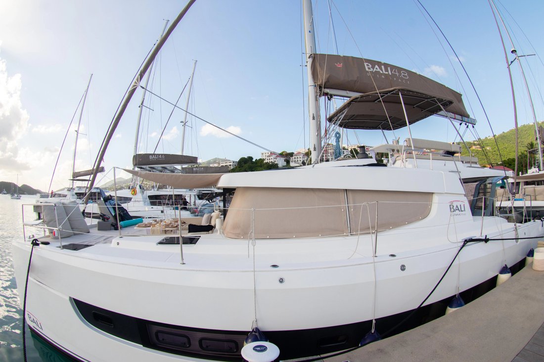 Catamaran in United States 4 - 17885434