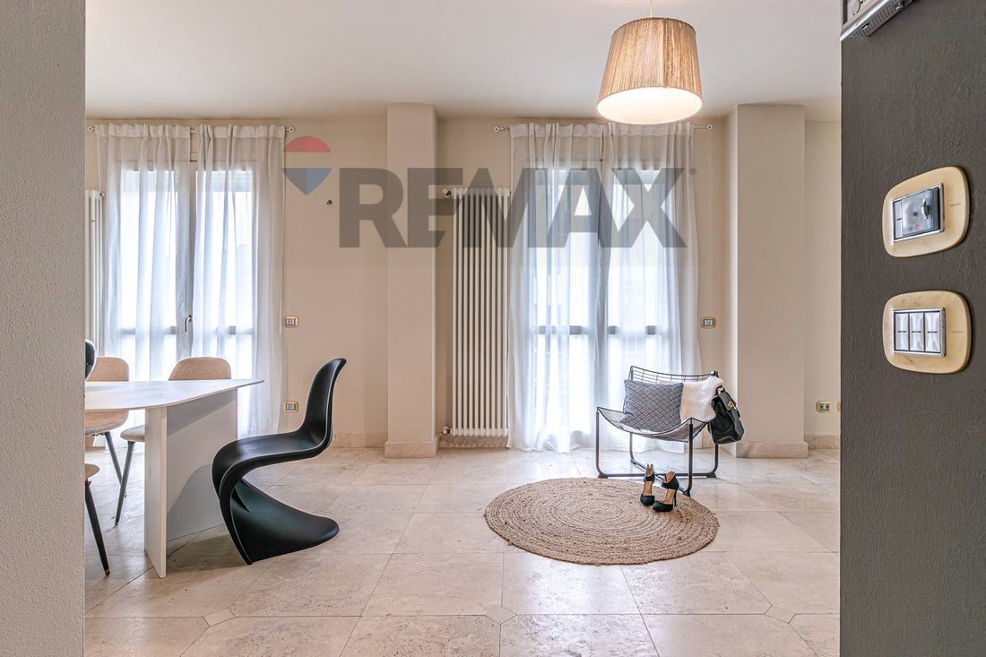 Apartment in Historic Center, Viareggio, Tuscany 4 - 18134339