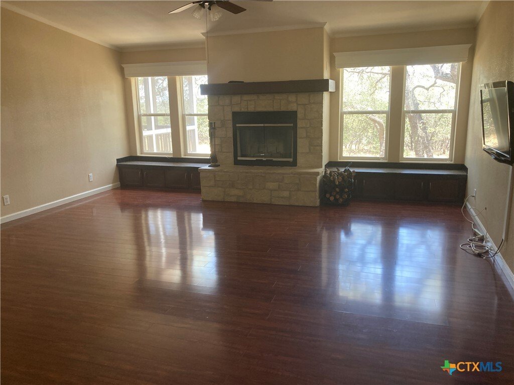 San Marcos, Texas, United States 3 - 18132375