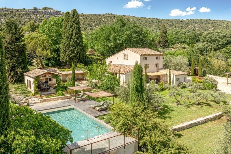 House in Saint-Saturnin-lès-Apt, Provence-Alpes-Côte d'Azur, France 1 - 18130185