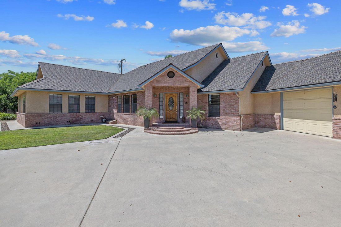 House in Visalia, California, United States 2 - 18134134