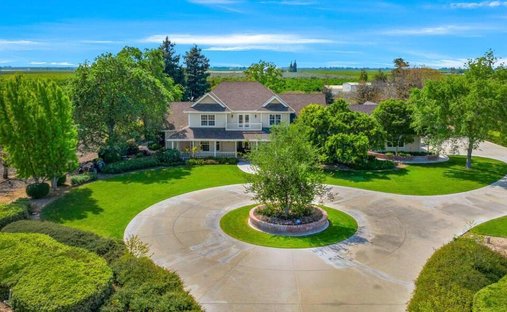 House in Exeter, California, United States 1