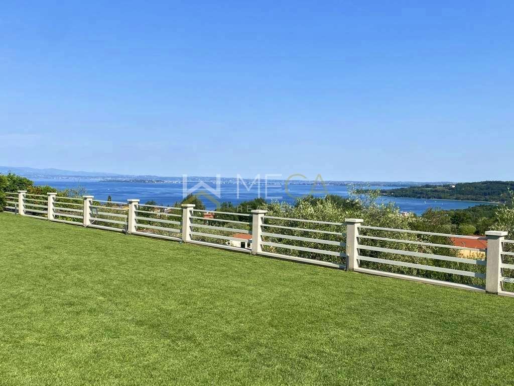 Villa in Hill Zone, Padenghe sul Garda, Lombardy 5 - 18132402